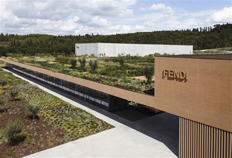 fendi bagno a ripoli progetto|Aperta la Fendi Factory progettata da Piuarch .